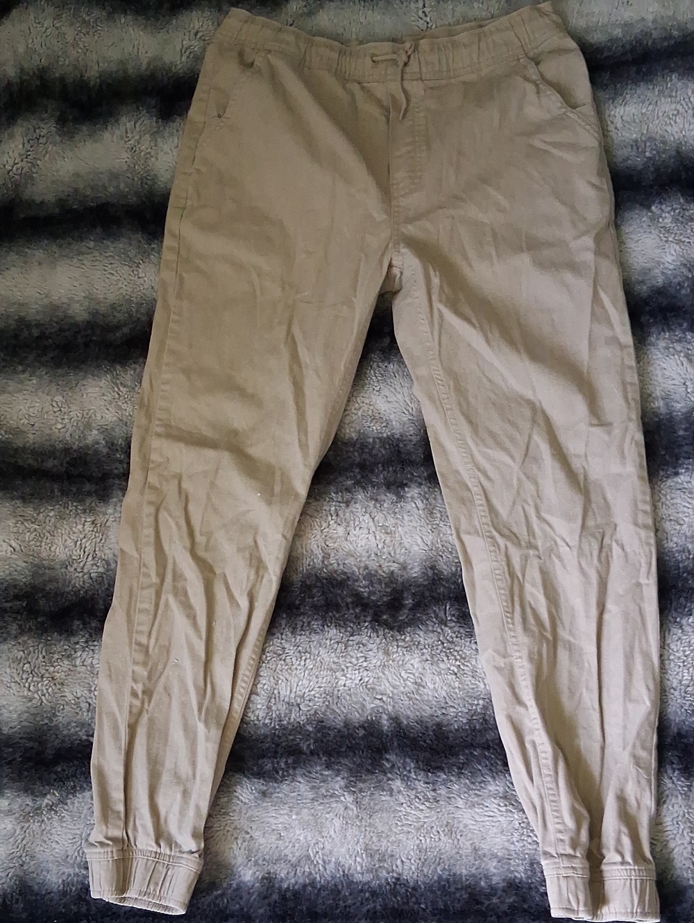 Izod Men's Khaki School Joggers Size M